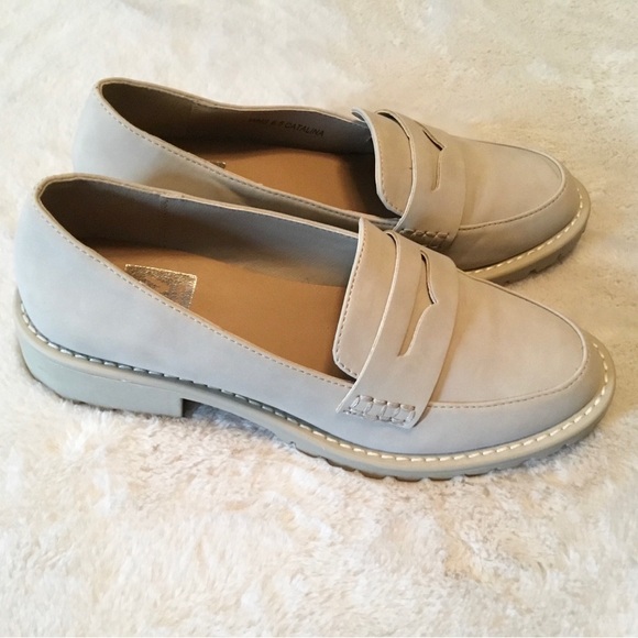 Catalina Shoes - Dolce Vita Catalina Tan Lug Sole Penny Loafers Size 6.5